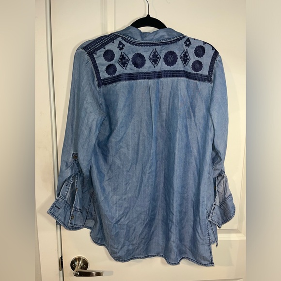 Velvet Heart Women’s Clothing Jean Jacket Button Up Embroidered Size Medium - Picture 6 of 16